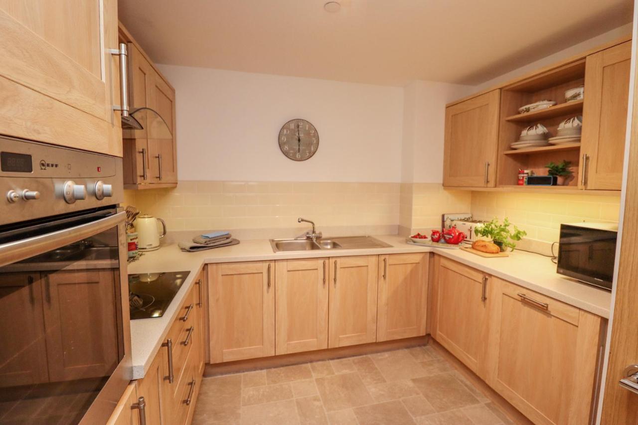 Appartement Above & Beyond à Whitby Extérieur photo