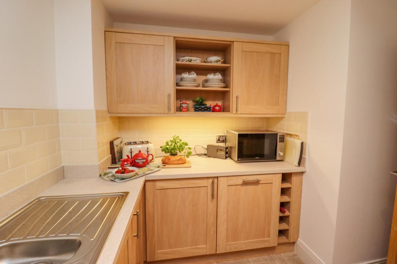 Appartement Above & Beyond à Whitby Extérieur photo