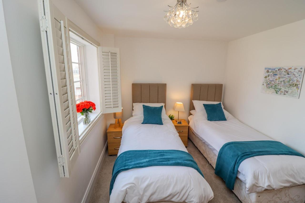 Appartement Above & Beyond à Whitby Extérieur photo